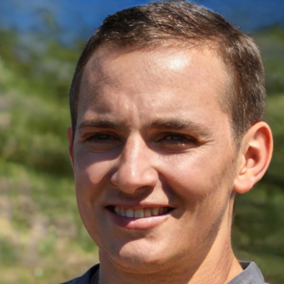 Retrato profesional de Mateo Ruiz